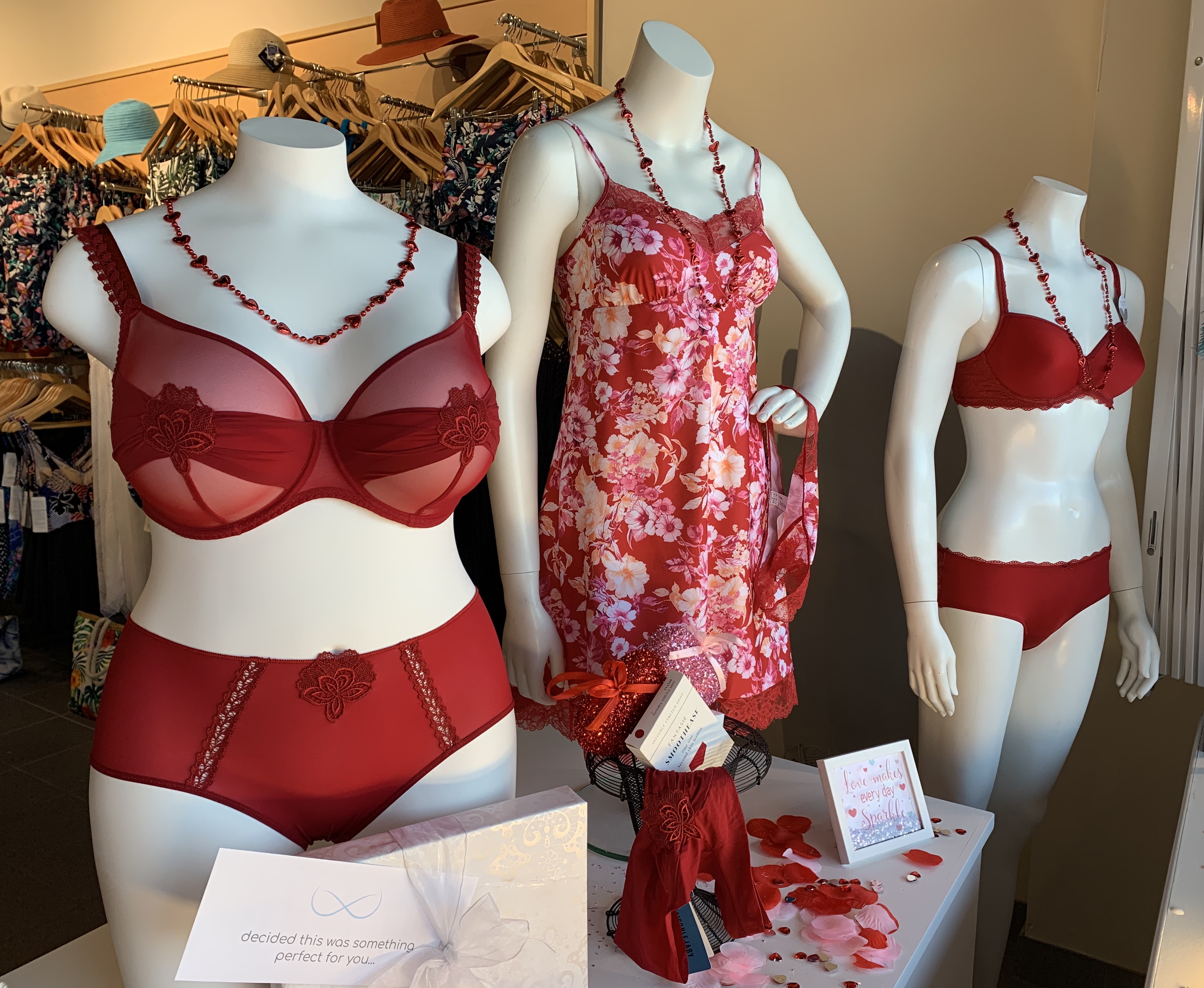 Confidentially Yours, Bra boutique